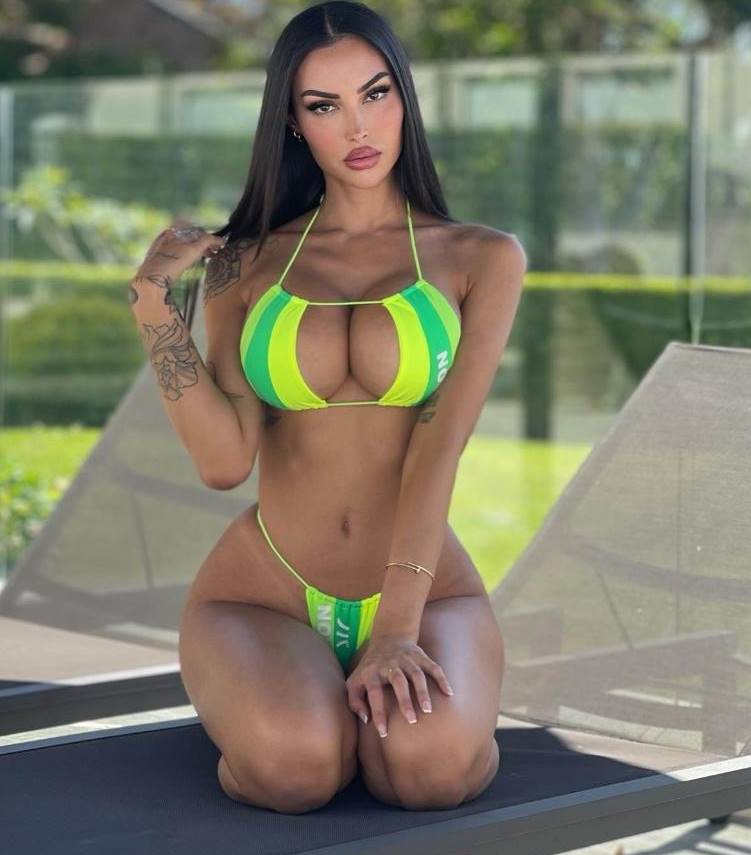 Sefaköy Escort Bayan Dilanla Çılgın Bir Gecenin Keyfini Çıkarın